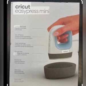 Cricut EasyPress Mini in White and Light Blue ☆ Does Not Come With Base